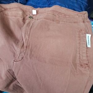 0ld Navy NWT brown/Rust colour
